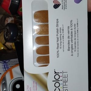 Color street manicure Golden Rule